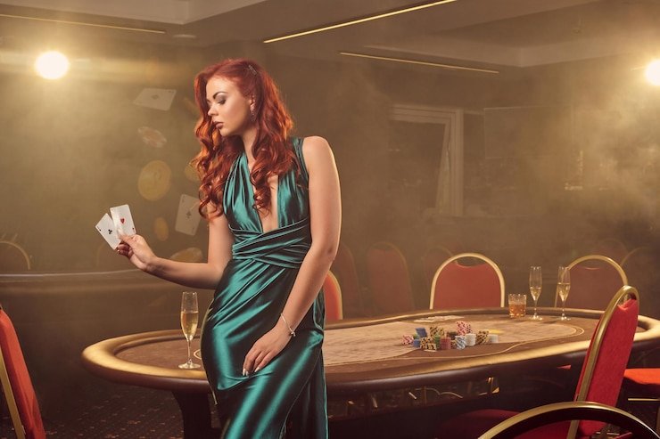 Contoh High Card dan perbandingan kartu dalam Teen Patti